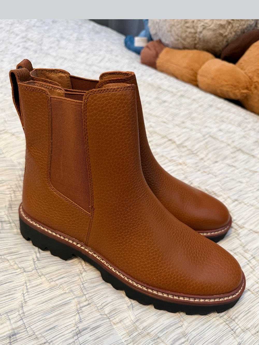 Women's Chelsea Boot in Cognac Brown - Classic Pull-On Style Madewell size 8 new
